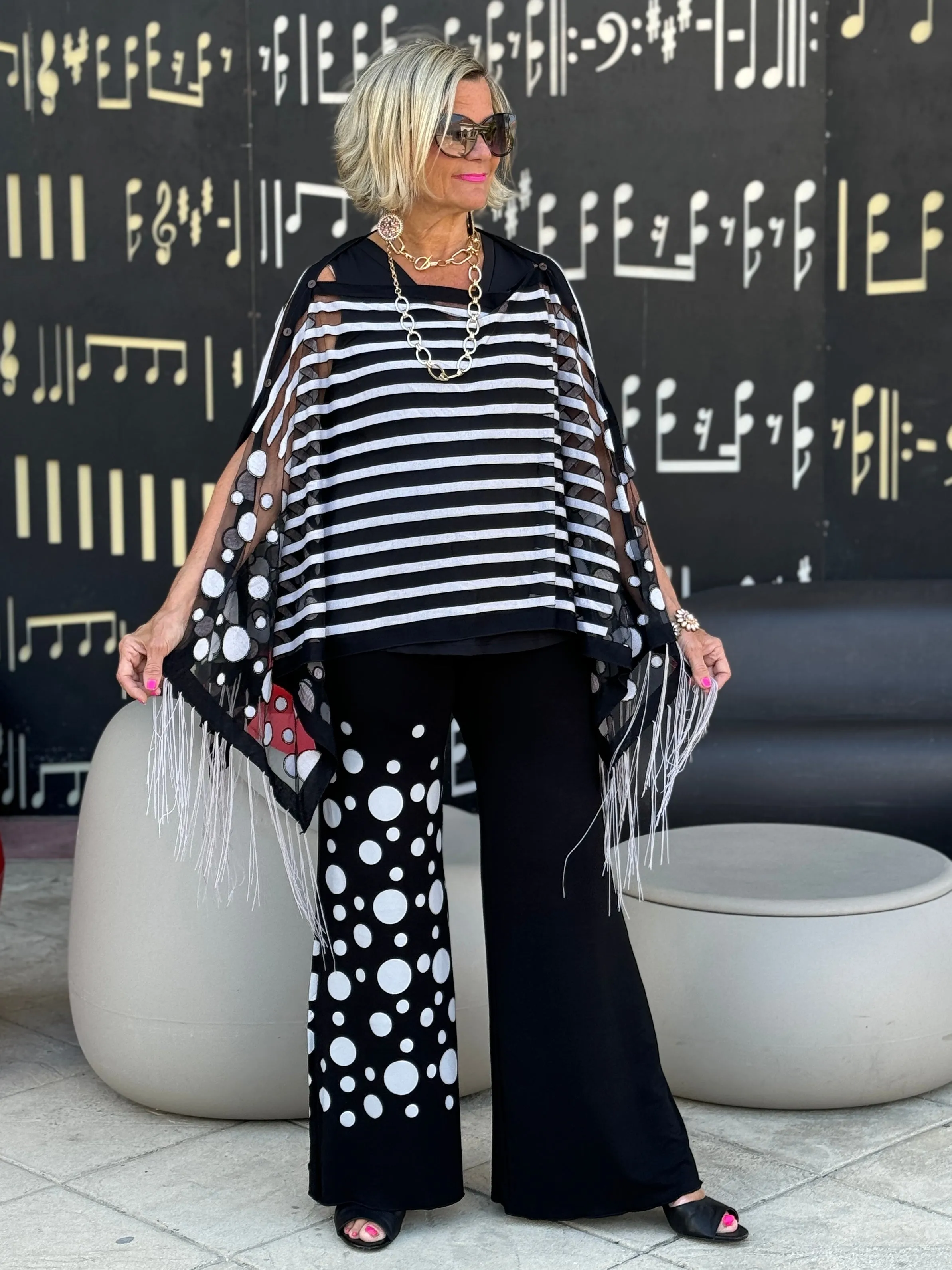 BLACK AND WHITE POKA DOT 7 WAY SCARF