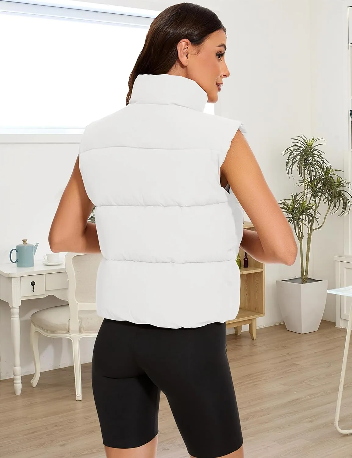 HangNiFang Women's Winter Cropped Puffer Vest Lightweight Sleeveless Warm Outerwear Puffer Vest Padded Gilet