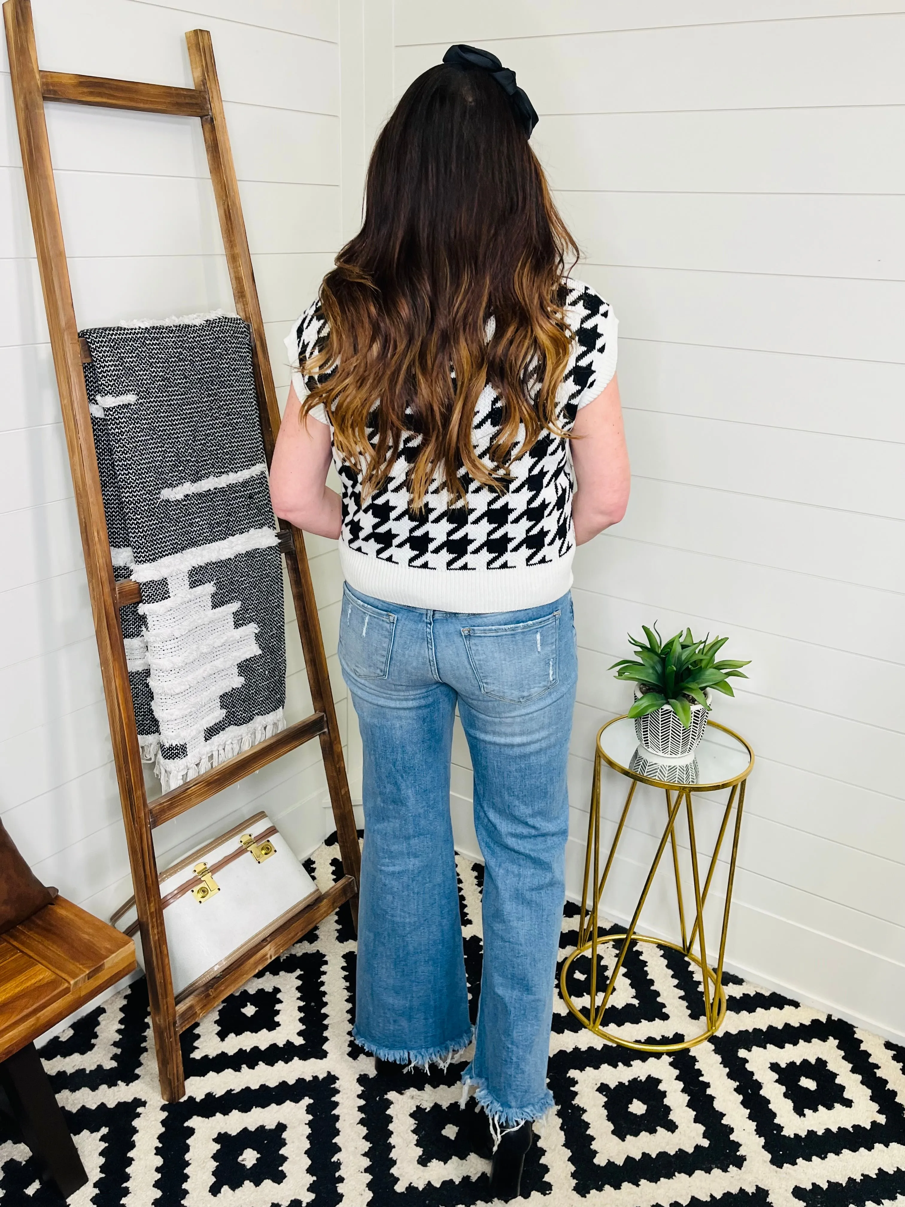 Knit Houndstooth Sweater Vest