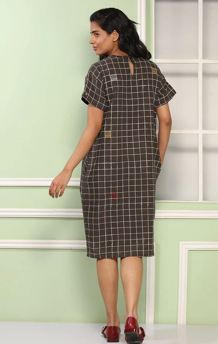 Peg Dress Checks