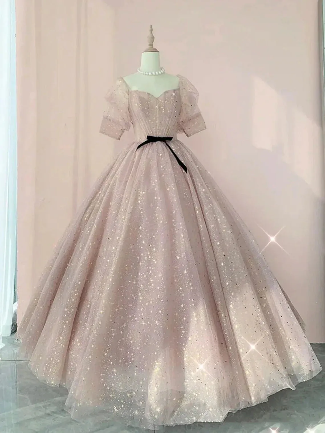 Pink Sweetheart-Neck Tulle Lace Half-Sleeve Prom Dresses Pink Party Dress