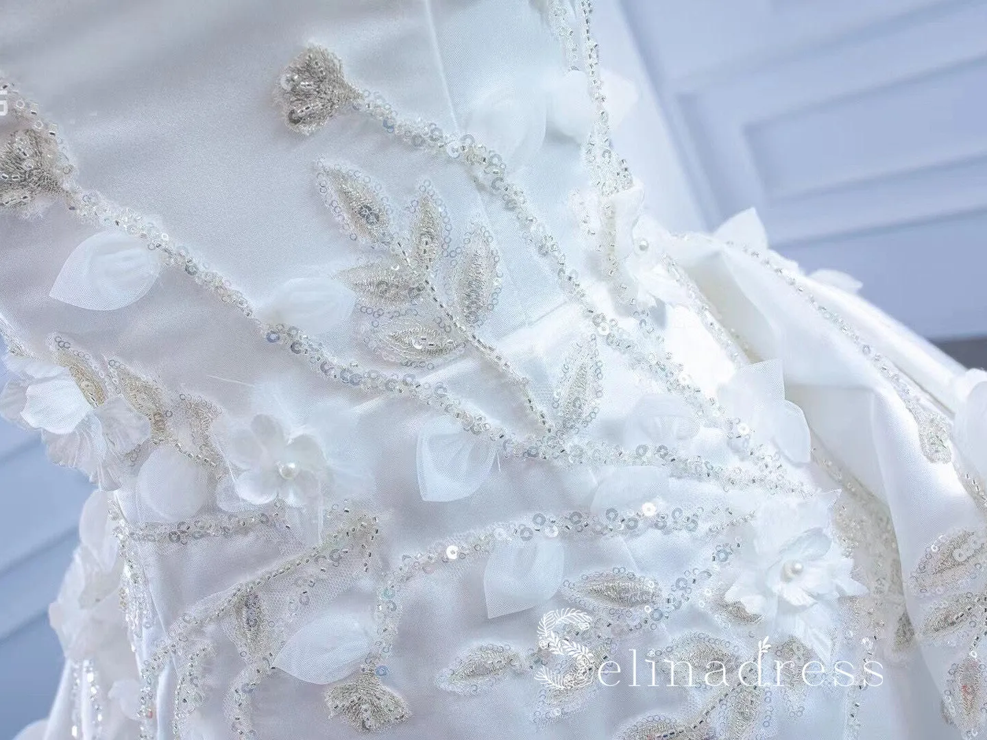 Selinadress Strapless Satin Wedding Dress White Applique Beaded Bridal Gowns SPL67282